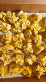 Load image into Gallery viewer, Sacchetti di cacio e pere (Blue Cheese + Pears)
