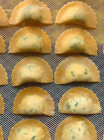 Load image into Gallery viewer, Mezzelune di mais e ricotta (Sweet corn + chili lime)
