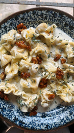 Load image into Gallery viewer, Sacchetti di cacio e pere (Blue Cheese + Pears)
